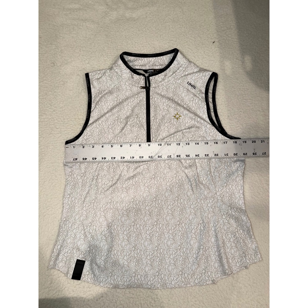 UNRL PERFORMA SLEEVELESS POLO
White-Beige Women's XL (702) - Picture 7 of 11